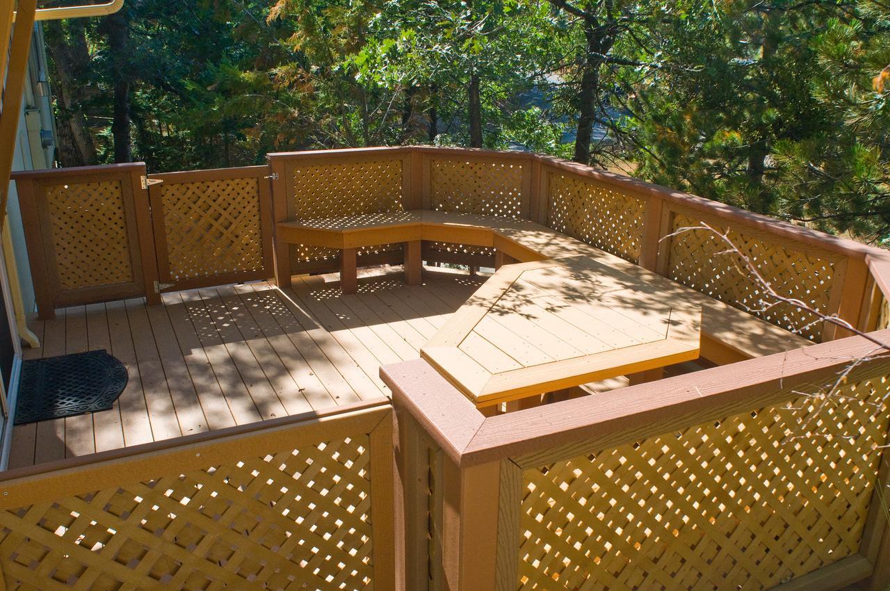 Giant Oaks Lodge Running Springs Экстерьер фото