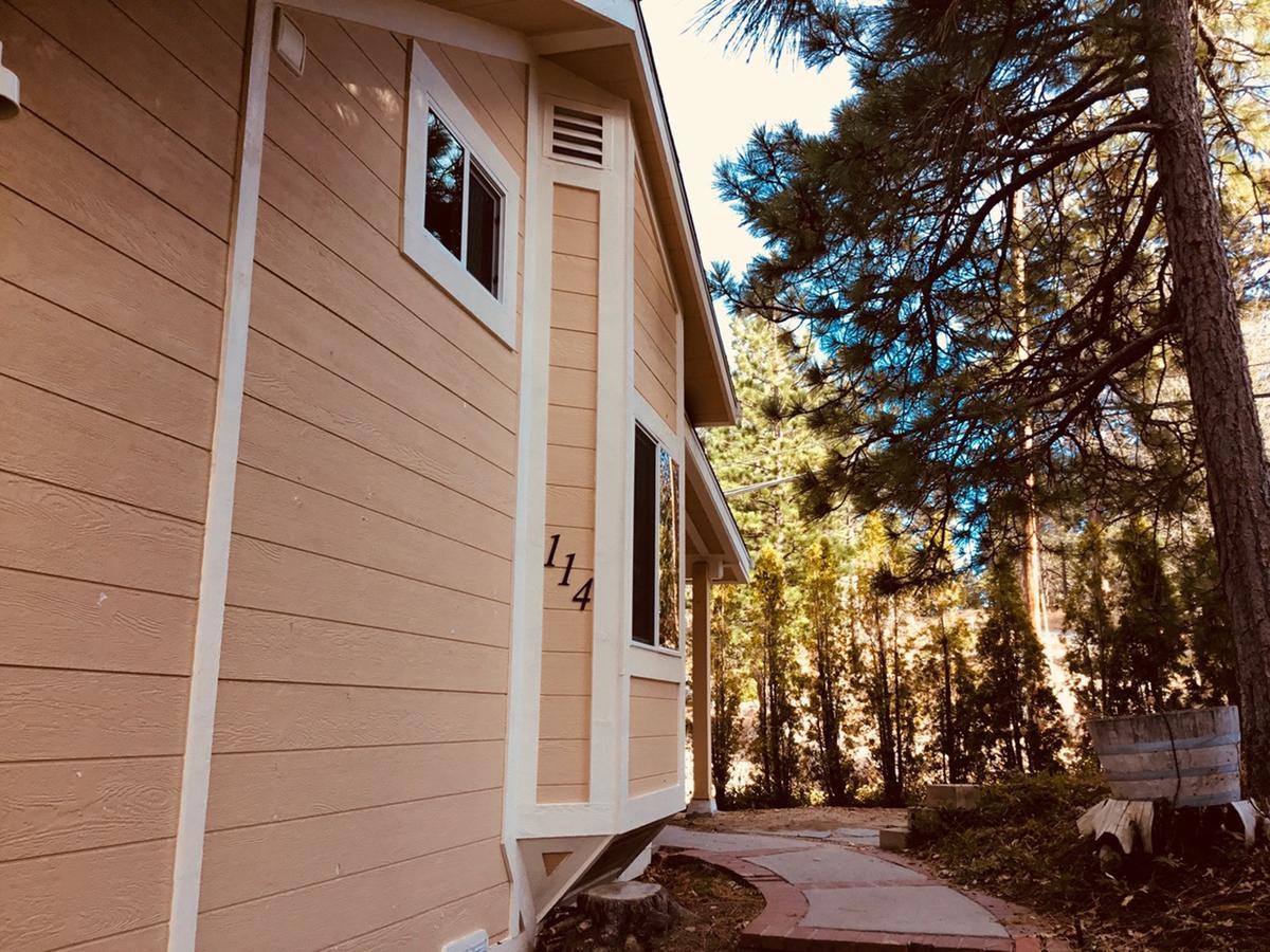 Giant Oaks Lodge Running Springs Экстерьер фото