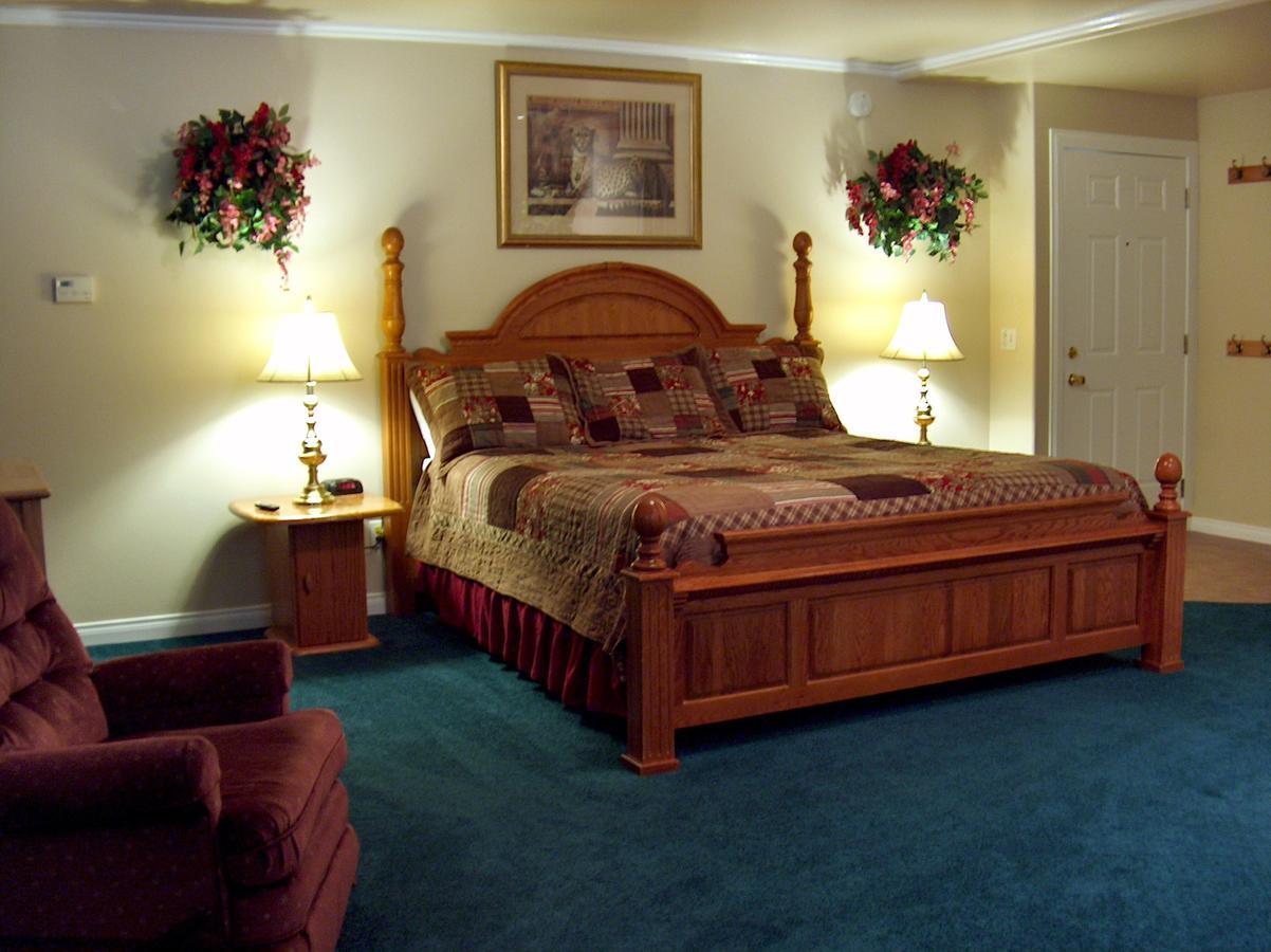 Giant Oaks Lodge Running Springs Экстерьер фото