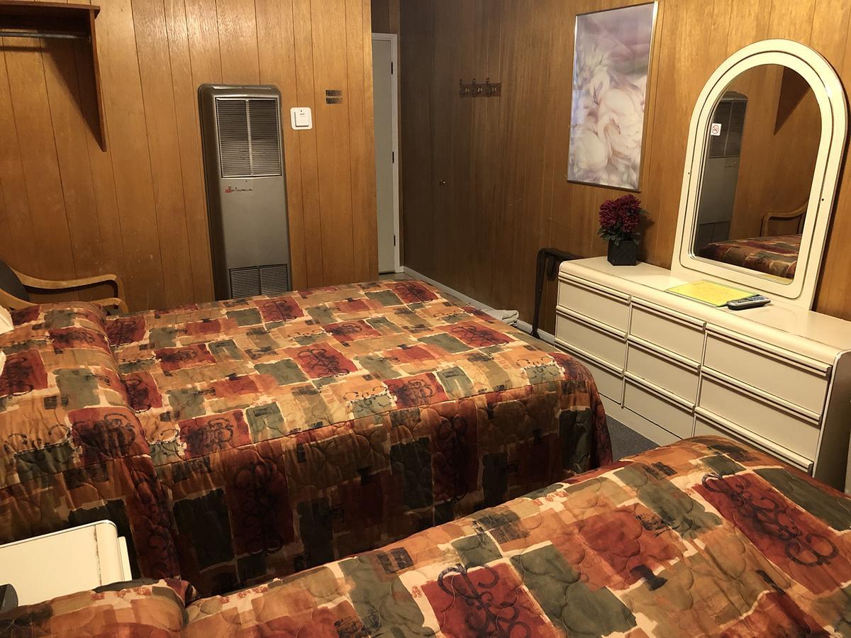 Giant Oaks Lodge Running Springs Экстерьер фото